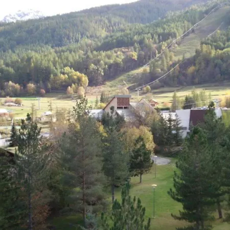 3 Pieces, 6 Couchages A La Salle-les-alpes, Proche Pistes, Balcon Et Terrasse - Fr-1-330f-41 Serre Chevalier