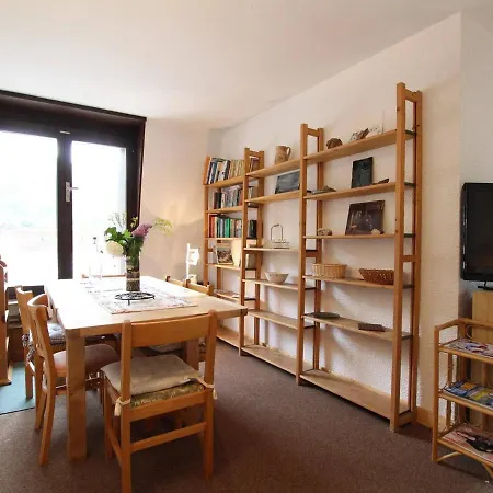 3 Pieces, 6 Couchages A La Salle-les-alpes, Proche Pistes, Balcon Et Terrasse - Fr-1-330f-41 Apartman Serre Chevalier