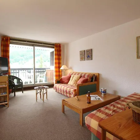 3 Pieces, 6 Couchages A La Salle-les-alpes, Proche Pistes, Balcon Et Terrasse - Fr-1-330f-41 Apartman
