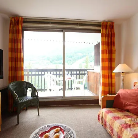 3 Pieces, 6 Couchages A La Salle-les-alpes, Proche Pistes, Balcon Et Terrasse - Fr-1-330f-41 * Serre Chevalier