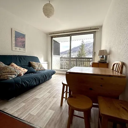 3 Pieces, 6 Couchages A La Salle-les-alpes, Proche Pistes, Balcon Et Terrasse - Fr-1-330f-41